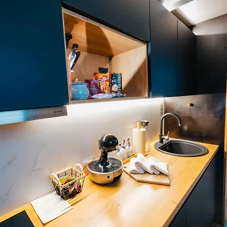 Luxury Glamping Chocolate Village-3