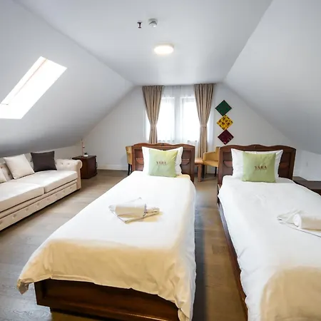 Hotel Yara-3