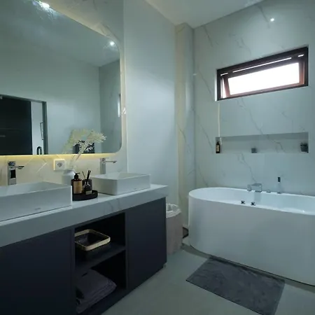 4Br Family Villa In Central Seminyak-3