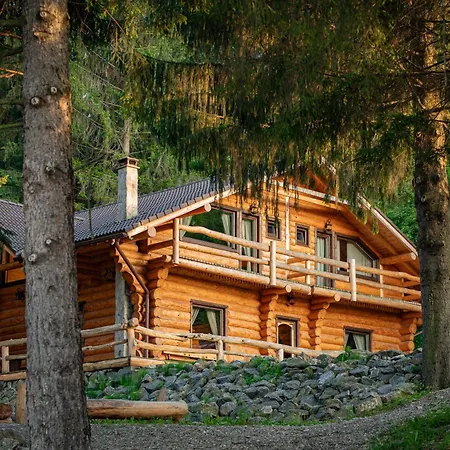 Q Chalet-3