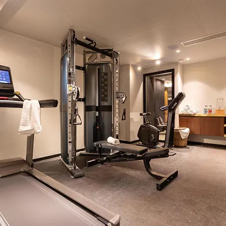 Hotel Yac Paris Clichy, A Member Of Radisson Individuals-3