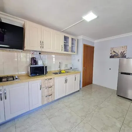 2Br Beach Apartment 3Min Walk To Flic En Flac Beach With Pool Balcony Ac-2