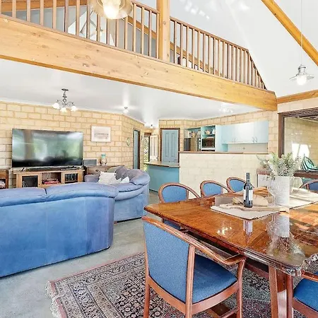 Eagle Bay Beach Lodge - Escape To Coastal Serenity-3