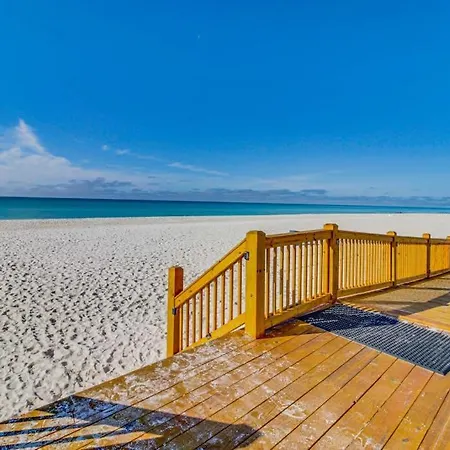 Summit Beach Resort, Unit 704-3