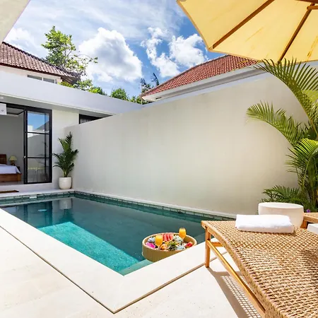 Letto Villas - Secluded Pool Escape Near Local Hotspots-2