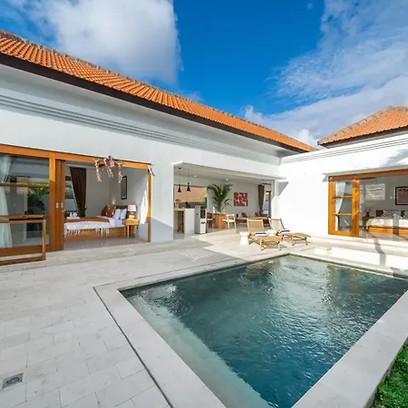 Sofia 2 - Tropical Getaway With Huge Pool In Canggu-2