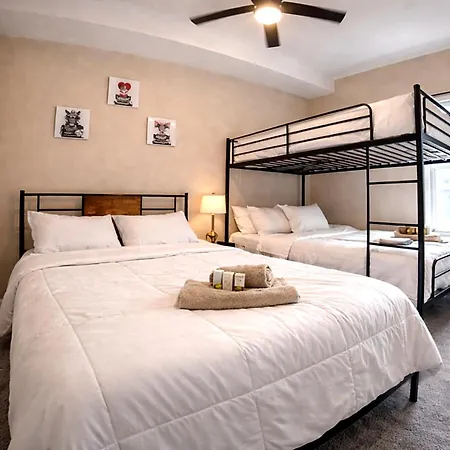 Grand Dc Group Retreat Sleeps 22 6Br 14 Beds 2 Living Rooms Free Parking-3