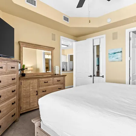 The Crescent 412-3