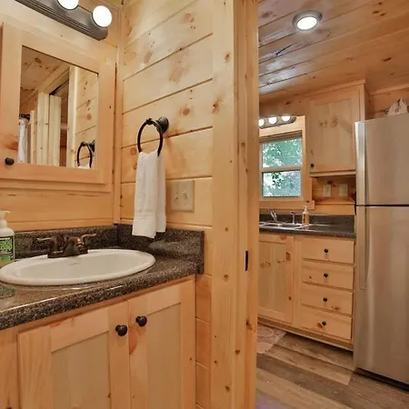 Bryce Cabin Lookout Mtn Tiny Home W Swim Spa-3