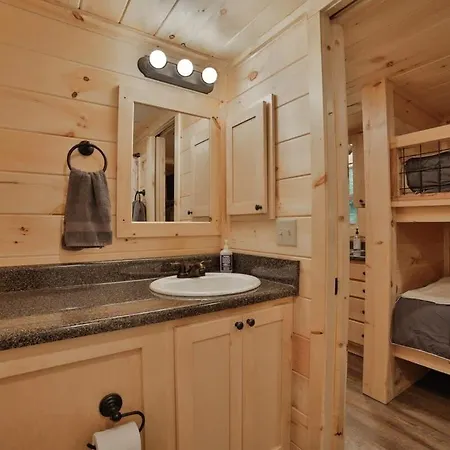 Lena Cabin Wooded Tiny Cabin - Hot Tub-2