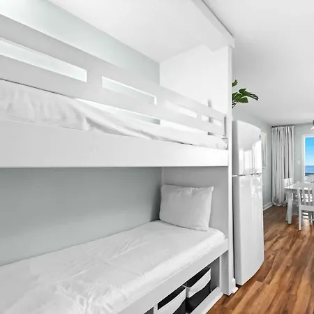Latitude 29 Unit 20-2