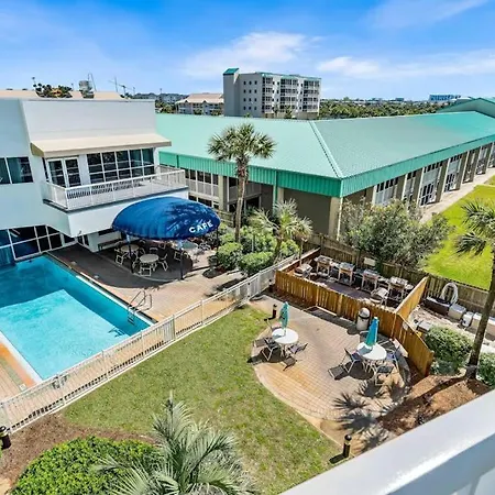 Pelican Beach Resort 415-3