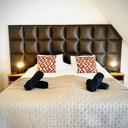 Theislandlife Vakantiehuis Met Prive Jacuzzi En 3 B&B Kamers-3