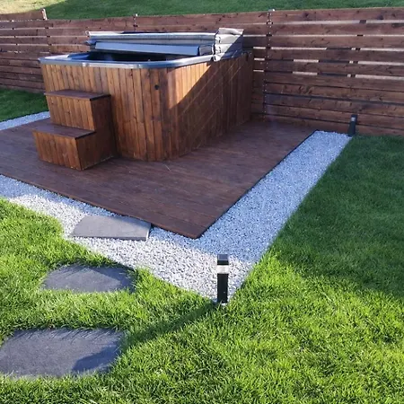 Domek Z Jacuzzi- Zielona Polana-2