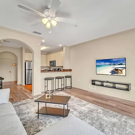 Upstay Modern 2Br Condo Near Disney-2