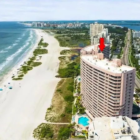 Crescent Beach Club 4D-2