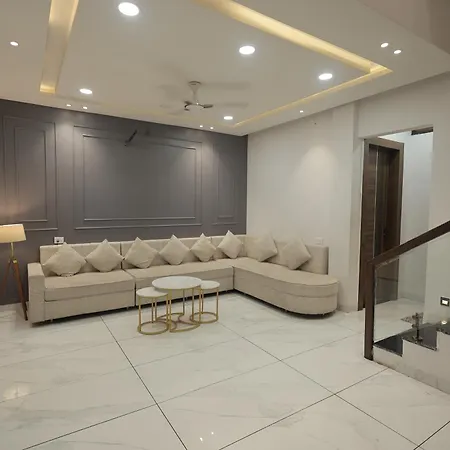 Luxury 3Bhk Villa With Bathtub And Penthouse-3