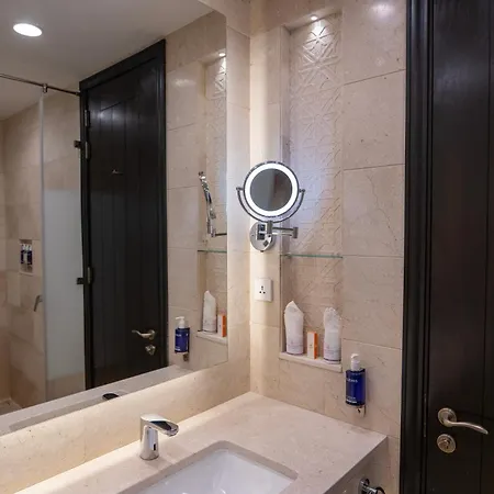 Sost Serena Hotel-2