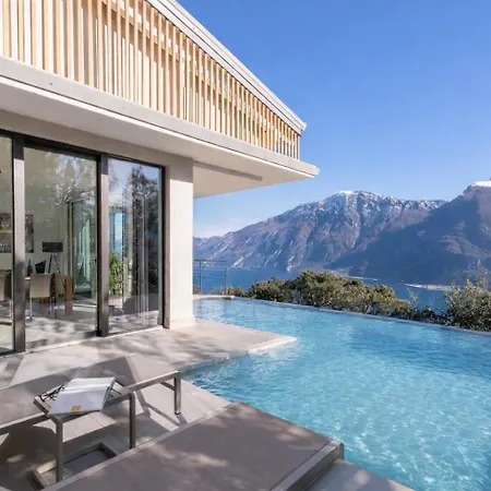 Villa Incanto Luxury With A Panoramic Pool-2