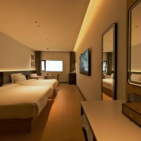 A1 Art Hotel-3
