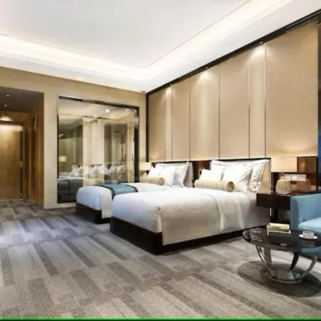 Hotel Grand Luxury Villa-Near Delhi Igi Airport-3
