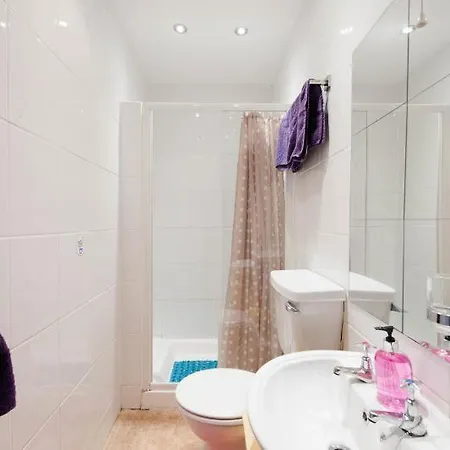 Edinburgh Central Lauriston Aparthotel-2