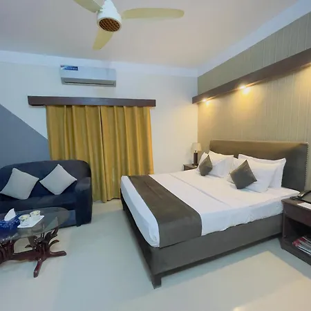 Hotel Royal Ilva By Oramin Rooms-2