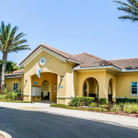 Friendly Condo With Shared Pool And Hot Tub, High-Speed Wifi, And Central Ac-3