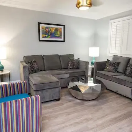 Frenchmen Street 1Br Retreat W Pool & Hot Tub-2