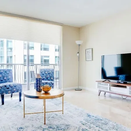 Beautiful New 1Br Brickell Suite-Parking-Sleeps 4-3