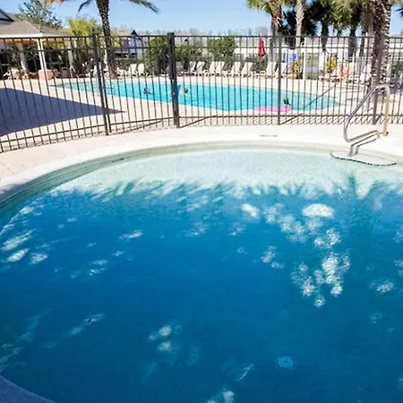 Gated-Entry Townhome, With Shared Pool, Central Ac, Near Theme Parks-2