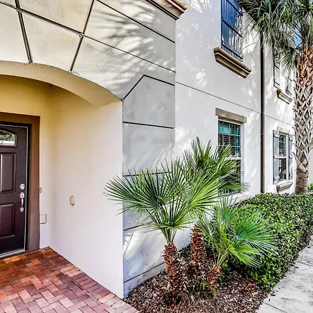 Updated & Colorful Home W/ A Modern Kitchen, Furnished Lanai, & Private Pool-3