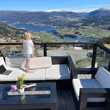 Family Cabin, Sunny Terrace And Amazing Views-2