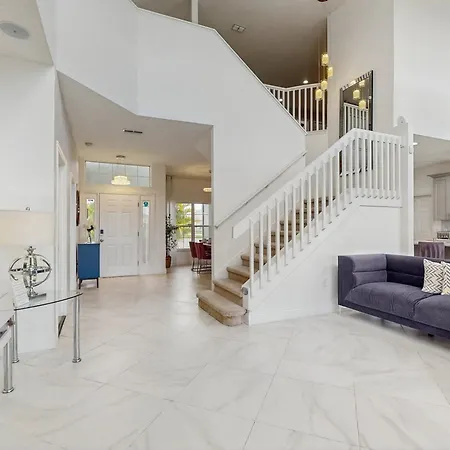 Beautiful Home With Private Pool, Game Room And Basketball Court-2
