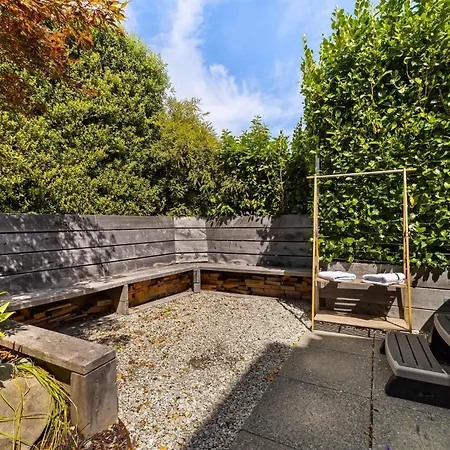 10 The Terrace - Lake Views - Hot Tub-3