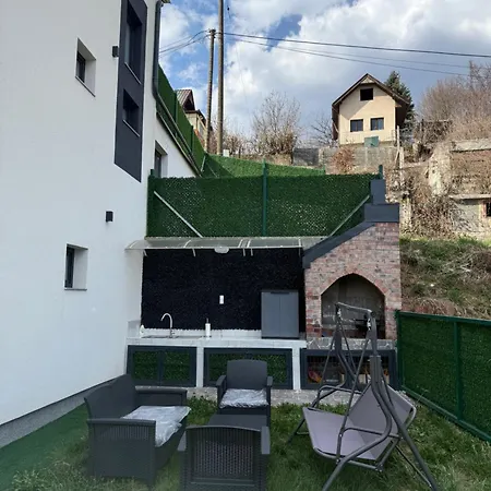 Villa Palace-2