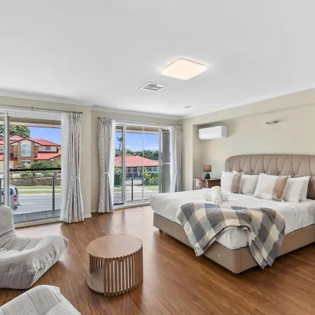 Spacious 2-Storey 4Br House Family Friendly-2