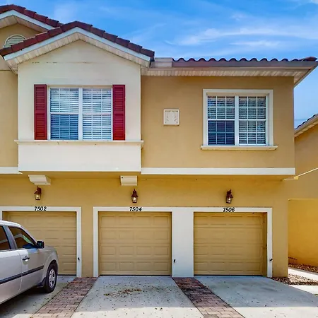 Cozy Family Home Boasting Entertainment For Everyone With Wifi-2