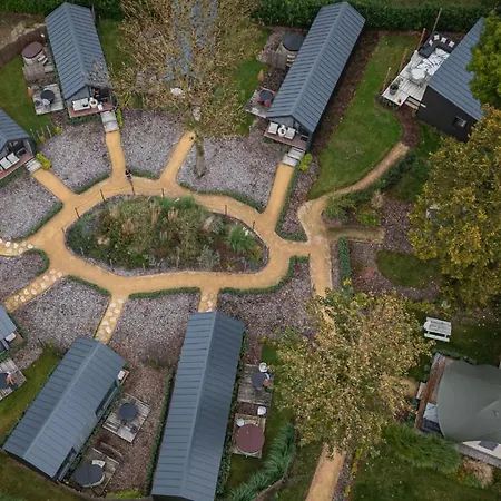 Luxe Tinyhouse Voor 2 Personen Met Hottub-2