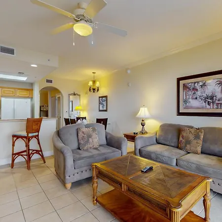 Lakefront Retreat Near Attractions With Lake View, Ac, Wifi, Pool, Hot Tub & Gym-3