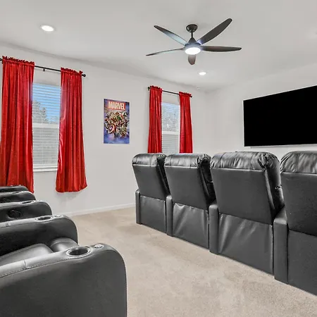 Dog-Friendly Home With A Heated Pool, Pool Spa, In-Home Theater, Lanai, & Patio-2