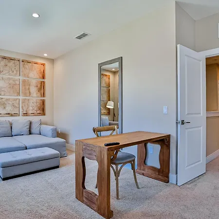 Modern Villa With Patio, Grill, Central Ac, Wifi, Shared Pool, Tennis, & Gym-2