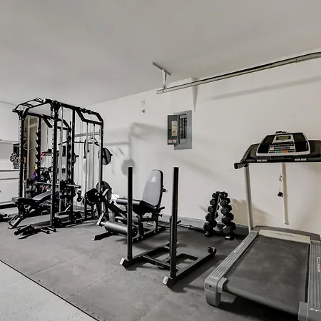 Nirvana Escape, Pool, Hot Tub, Game Room, Home Gym!-3