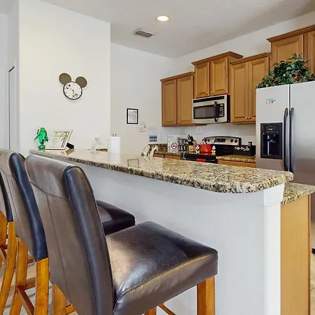 Spacious Townhouse With Private Pool,Resort Amenities, And Tennis Courts-3