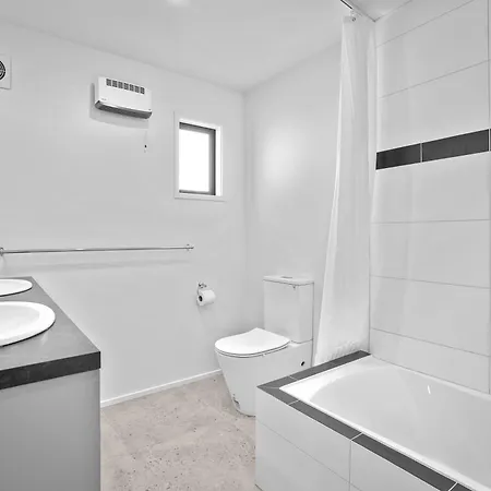 Queenstown Dream House-Lakeview-3