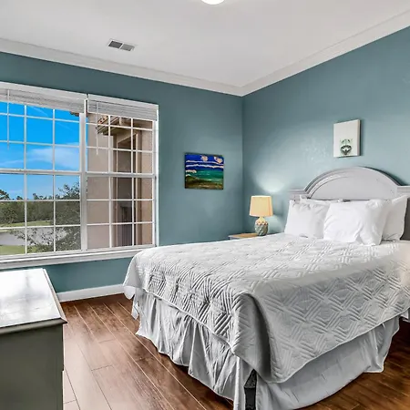 Fantastic Lake-View Condo With Pool, Hot Tub, Balcony, Ac & Kitchen -Near Disney-3