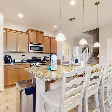 Stunning Getaway With Games & Clubhouse Amenities - Near Parks-3