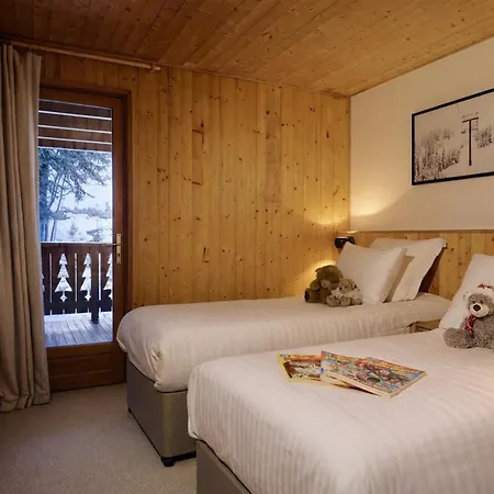 Chalet Moderne A Courchevel La Tania Avec Sauna Et Parking - Fr-1-575-251-3