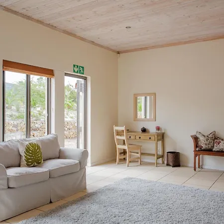 Lux 3Bdr Estate Near Hermanus Pool & Hot Tub-2