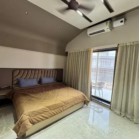 Paradise Villa Lonavla - 6Bhk With Heated Pool And Turf-3